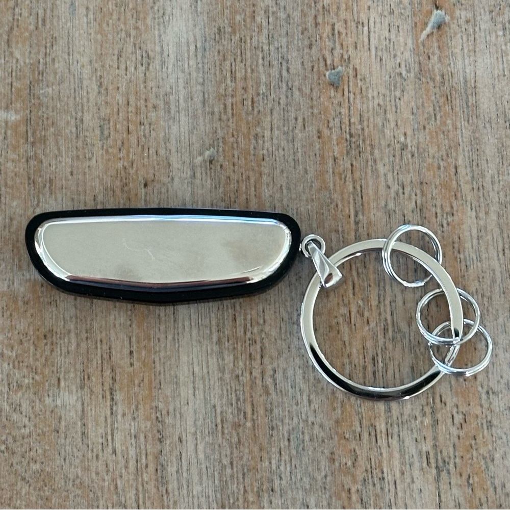 Mercedes-Benz Silver and Black Grill Key Ring - Picture 2 of 3